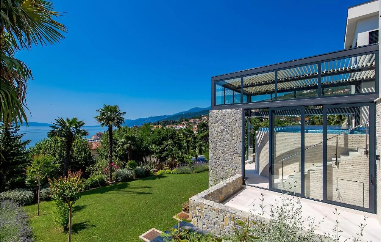 Awesome Home In Opatija With Sauna Prázdninový dům